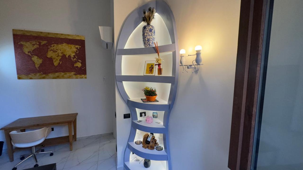 Suite Stylish & Cozy Apartment In The Heart Of Florens Exteriör bild