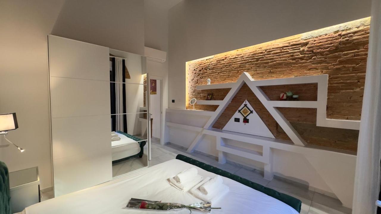 Suite Stylish & Cozy Apartment In The Heart Of Florens Exteriör bild