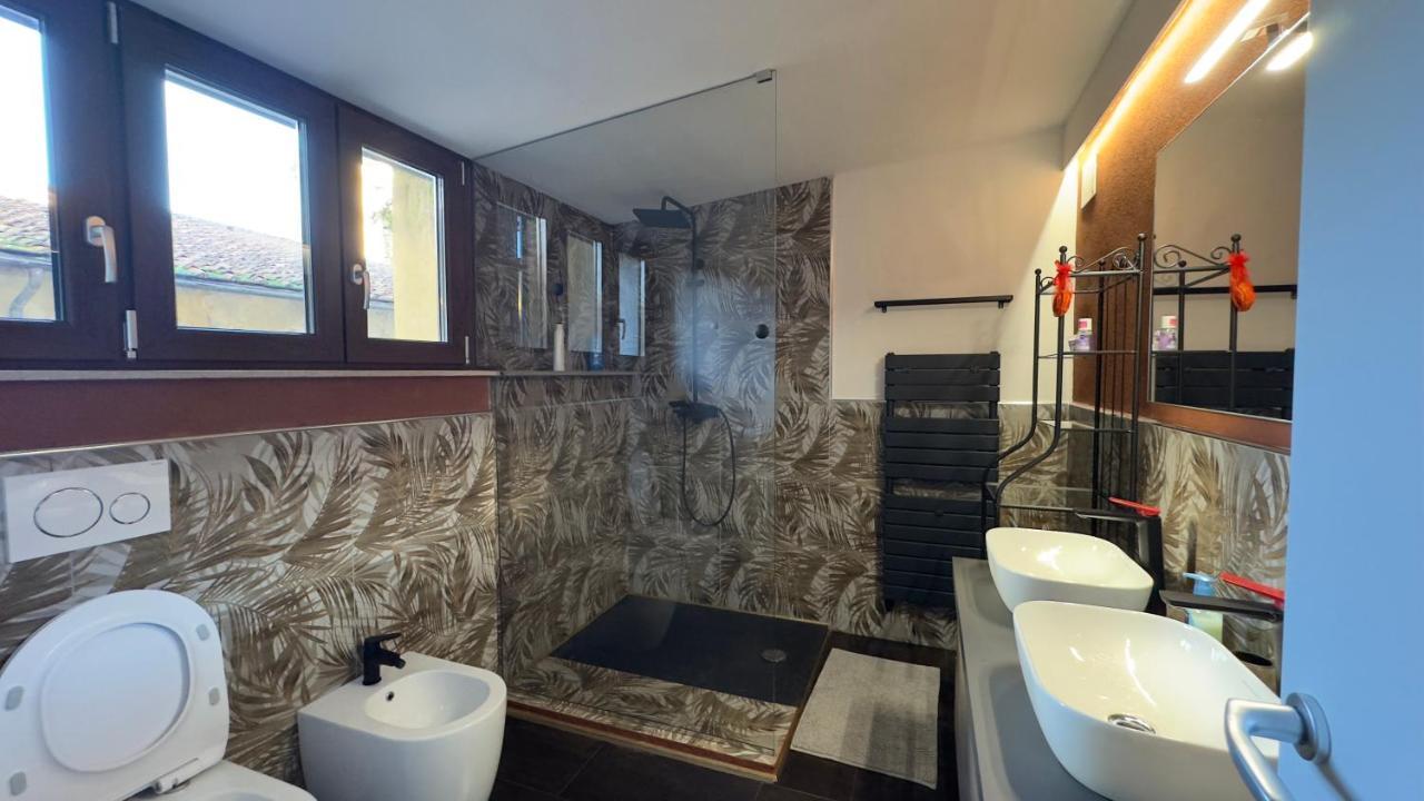 Suite Stylish & Cozy Apartment In The Heart Of Florens Exteriör bild